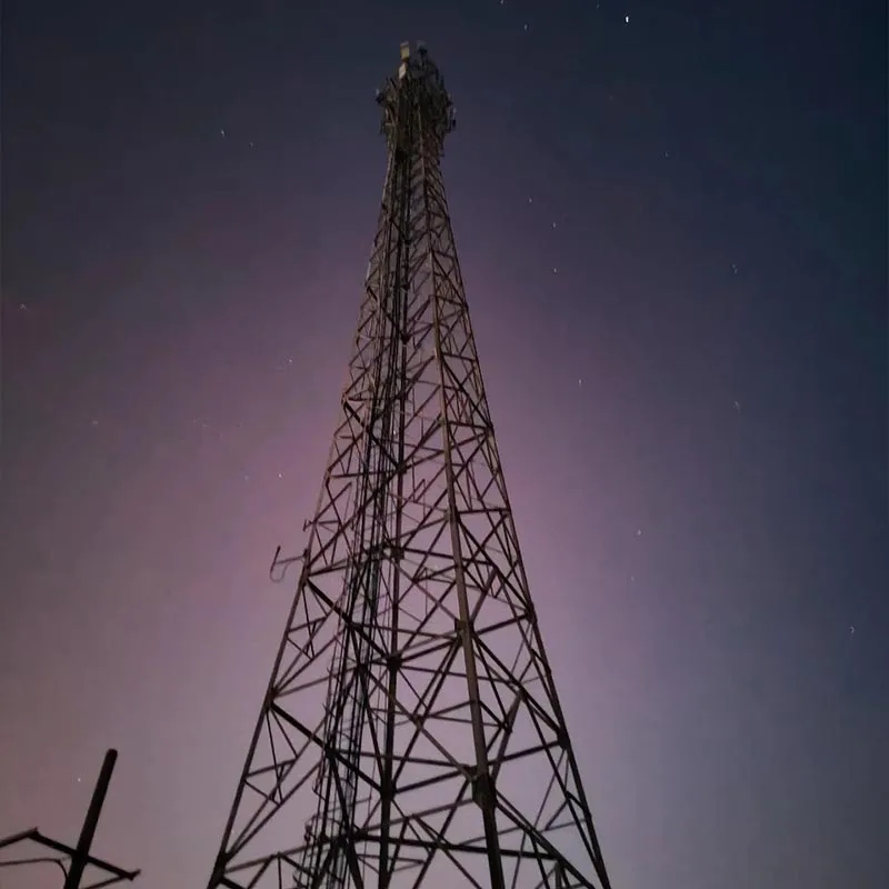 Galvanoitu kulmateräs Telecom Tower